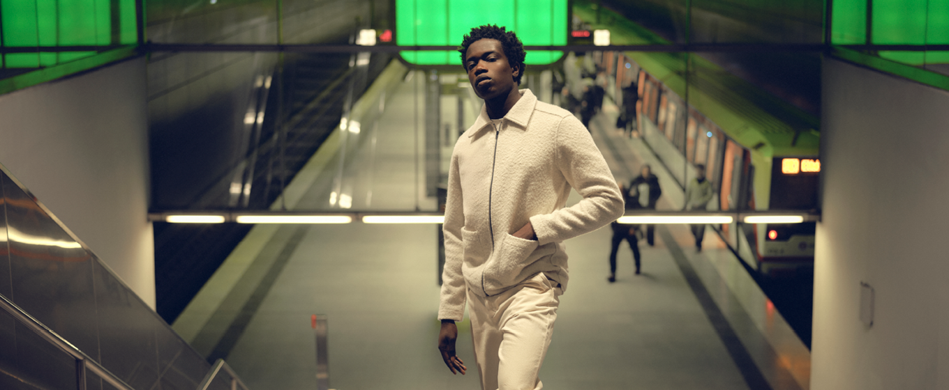 J.C. RAGS AW25 Collectie. Model met outfit