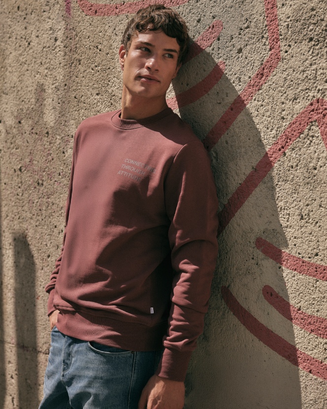 J.C. RAGS SS26 Collectie. Model met outfit