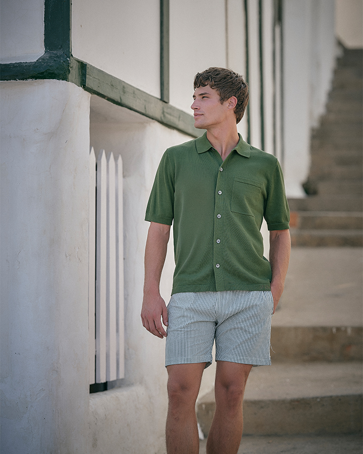 J.C. RAGS SS26 Collectie. Model met outfit