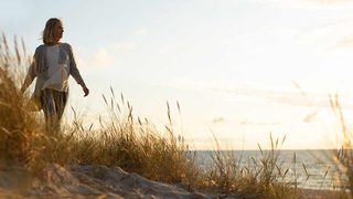 Neurexan - Frau am Strand