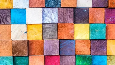 Holz in verschiedenen entspannenden Farben