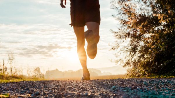 Close-Up von Läufern an Startlinie