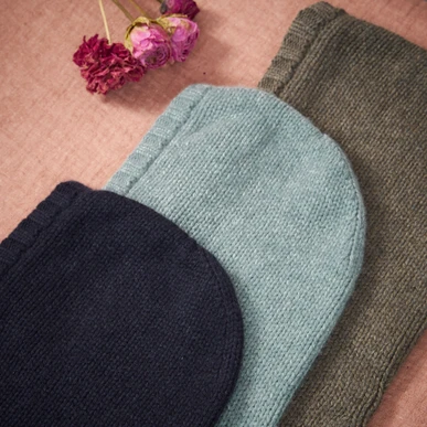 Scottish Cashmere Luxe Knit Hooded Snood in Mercury | Brora