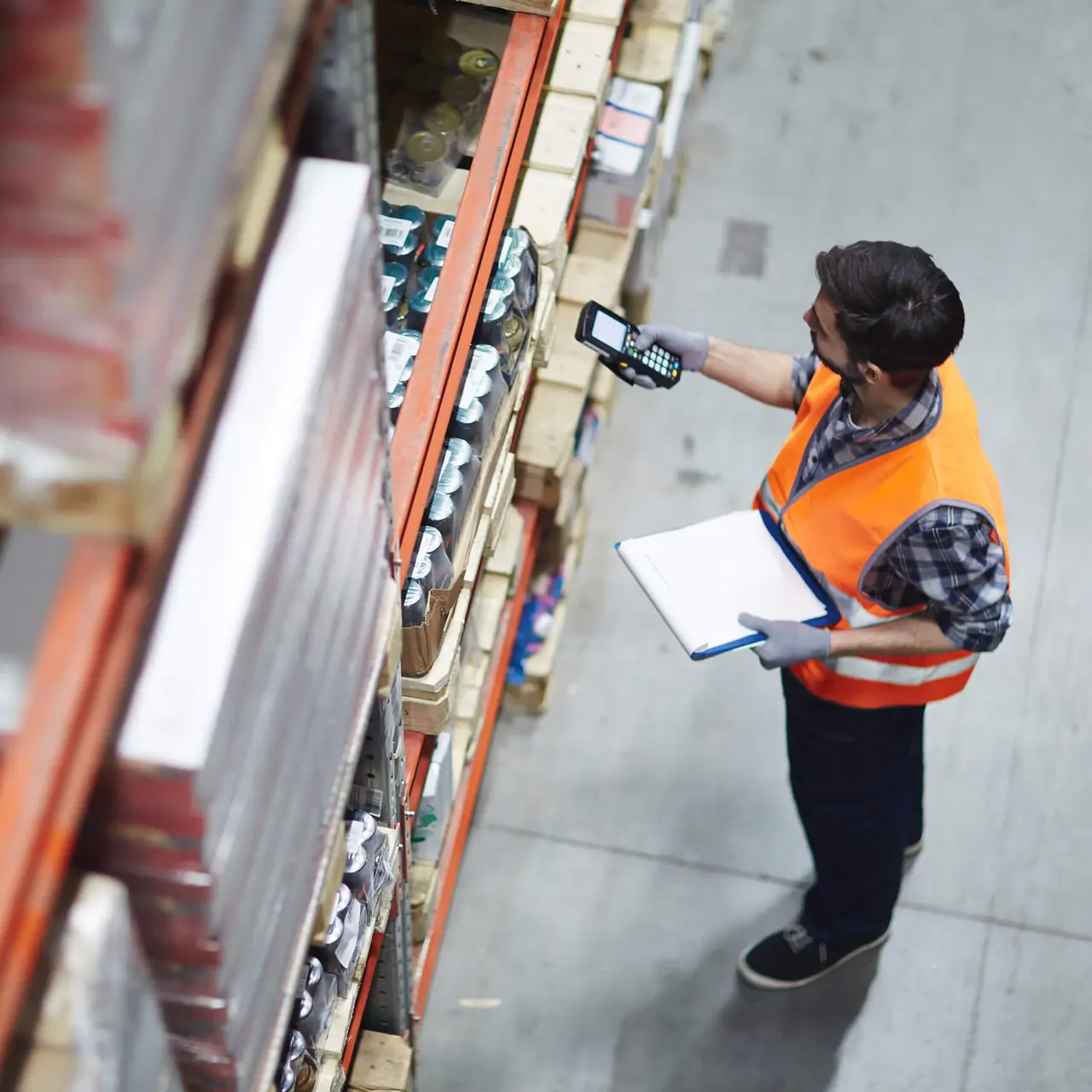 keplin-group-1x1-Lifestyle02