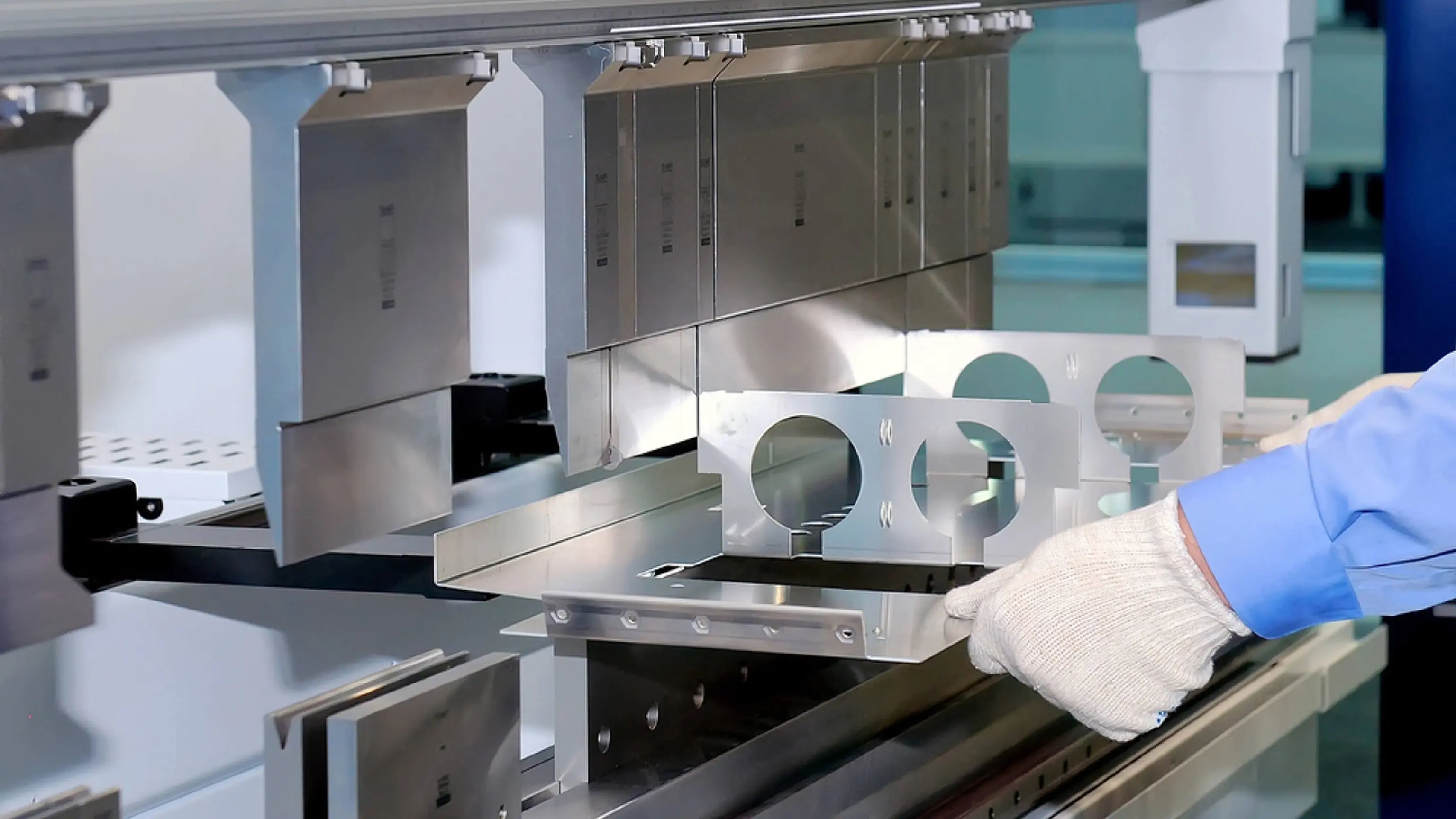 cut-tec-16x9-LaserCutting@2x