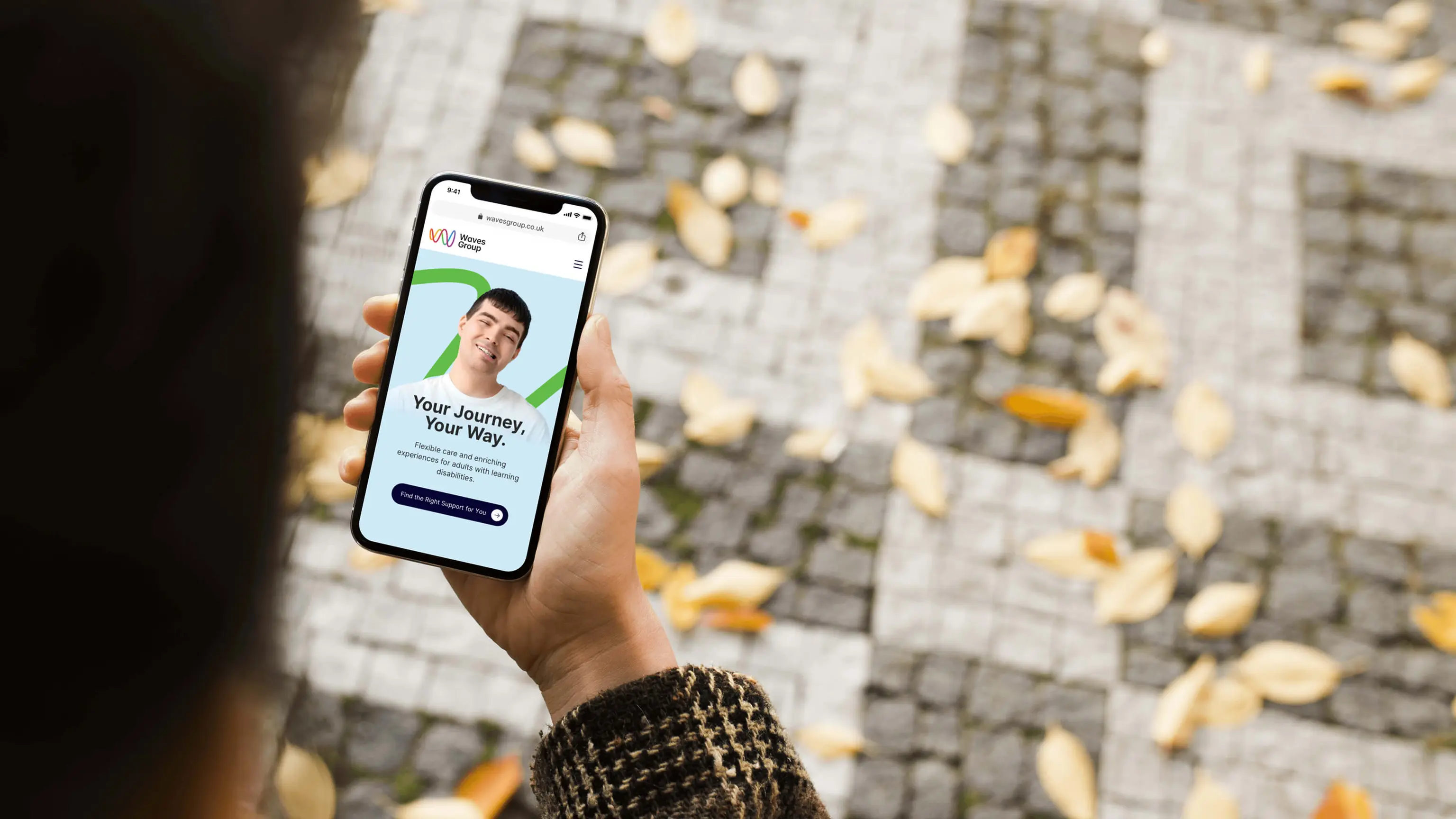 waves-16x9-MobileLifestyle@2x