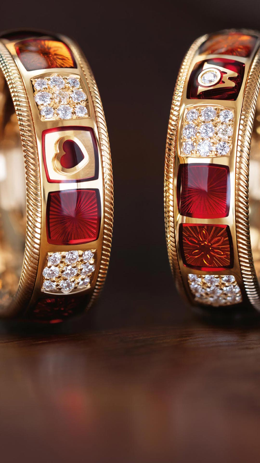 ジュエリーマニュファクトリー ウェレンドルフ：K18ゴールドを使用した