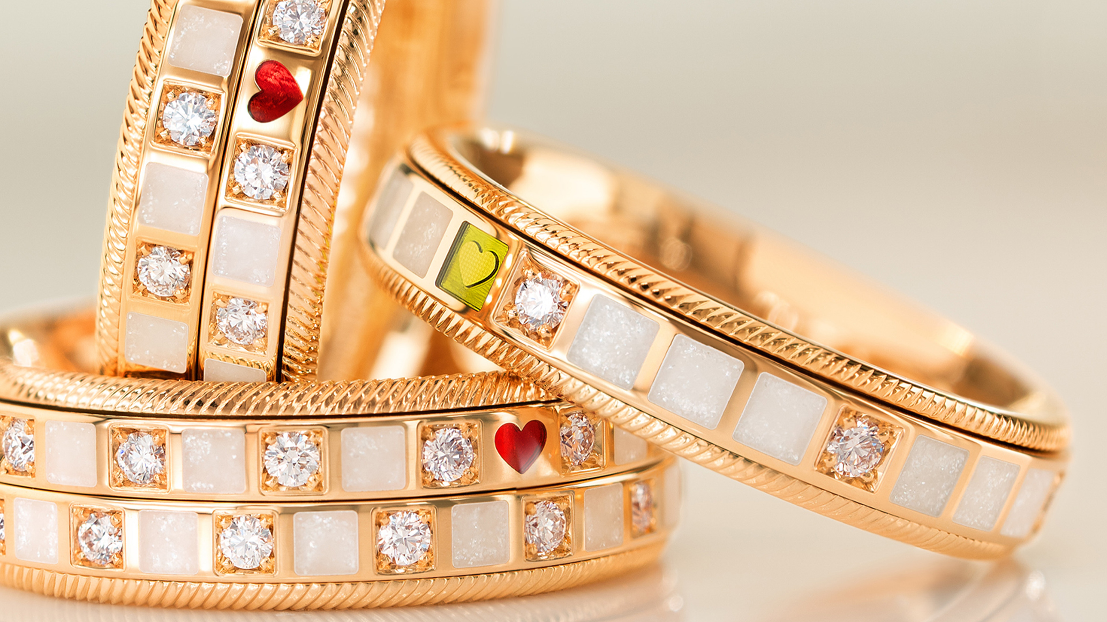 リング「MY DELIGHT. delicate mother-of-pearl」