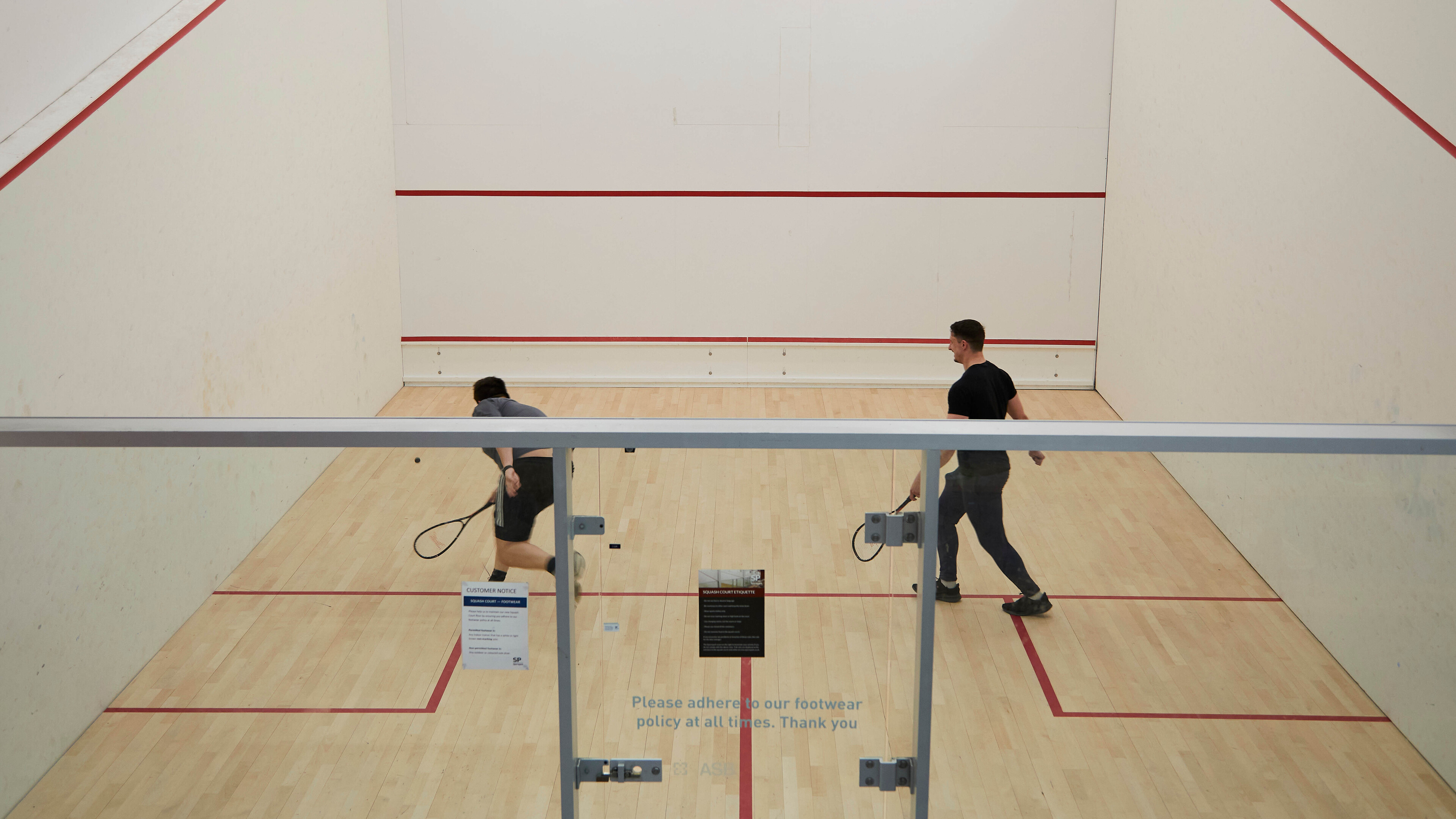 Students playing squash at the Sportspark