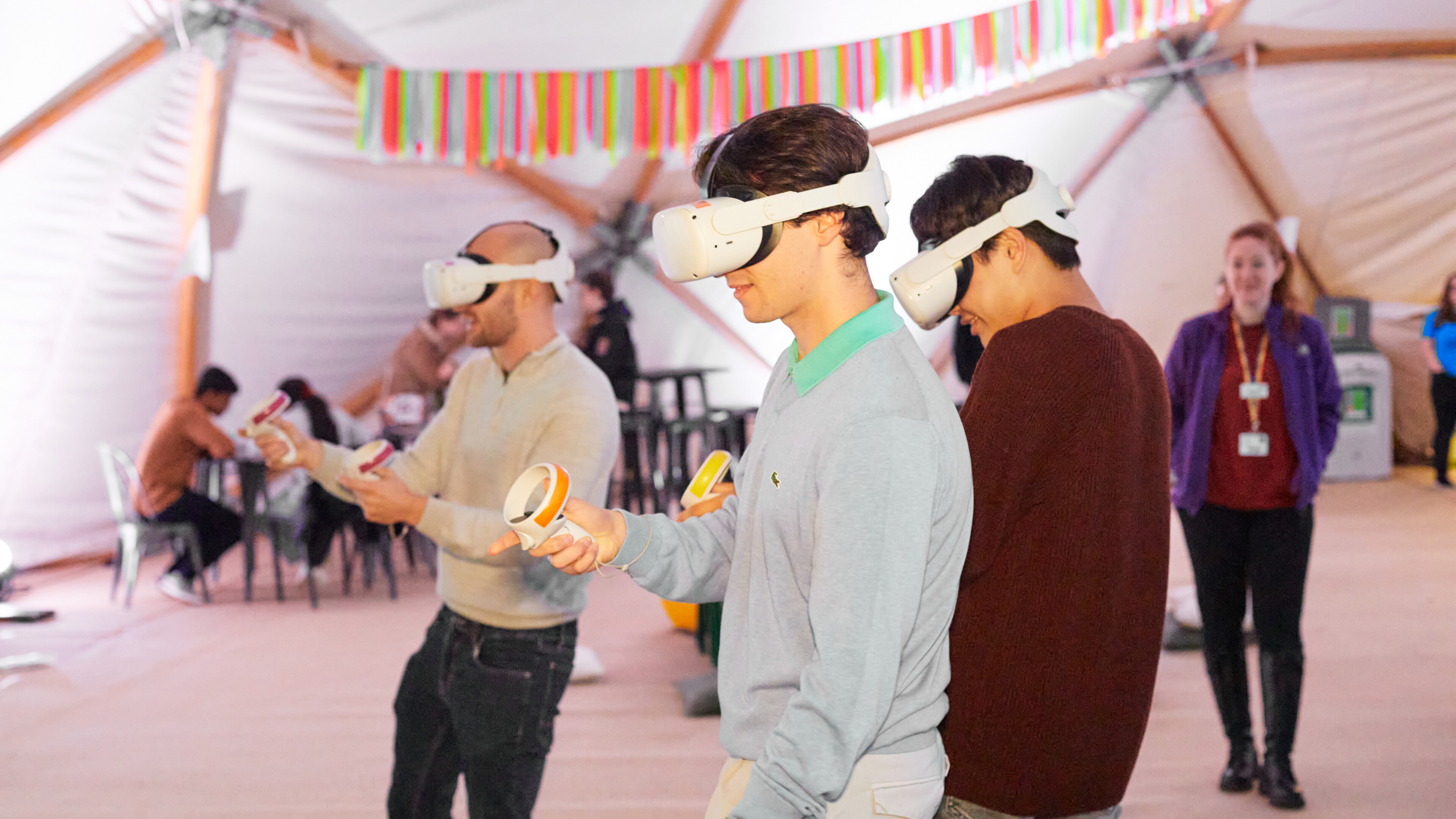 Students using VR gaming