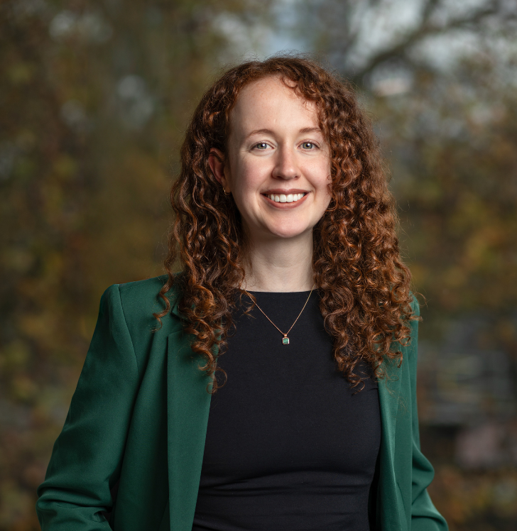 Headshot of Sarah Jones