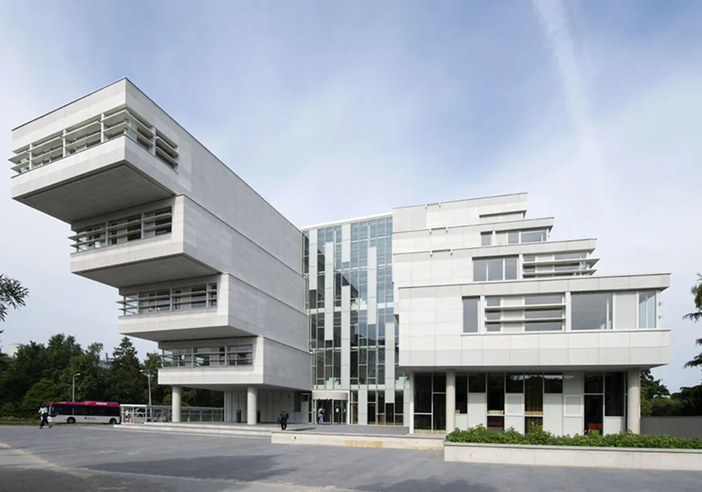 Hinterlüftete Fassade: FED-Gebäude der HAN in Nijmegen