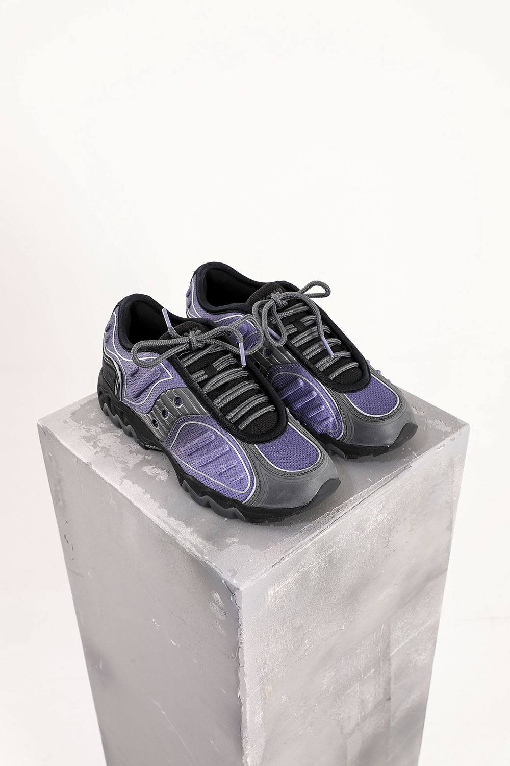 Saucony cards footwear