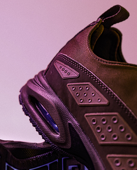 BURGUNDY CRUSH BALTIC BLUE