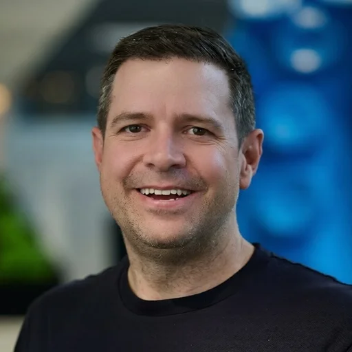 Colin Bowern