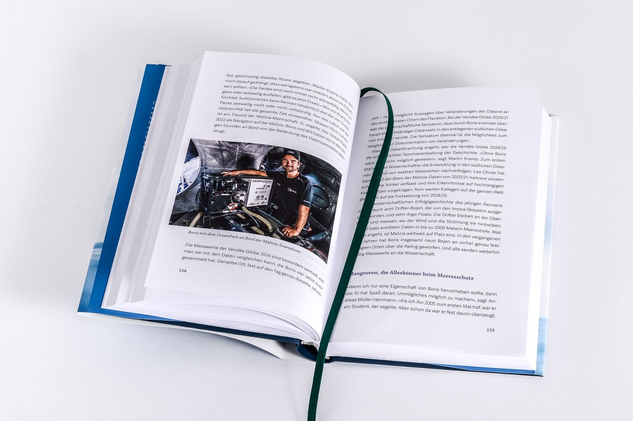 Die Welt unter meinem Boot - Co-written by Boris Herrmann and Walter Wüllenweber, and released on 22 October 2025 by C.Bertelsmann