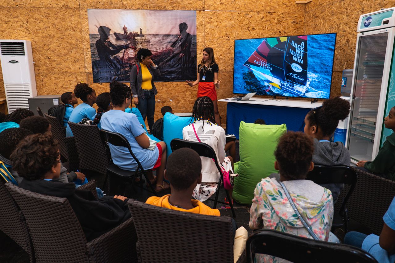 Burnt foot aside, the Mindelo stopover was a great opportunity to host a My Ocean Challenge kids event with children from an underprivileged area. Here our Communications Manager Helene Katz is talking to the children about the importance of the Ocean in climate change, whilst the teacher translated from English to Portuguese.