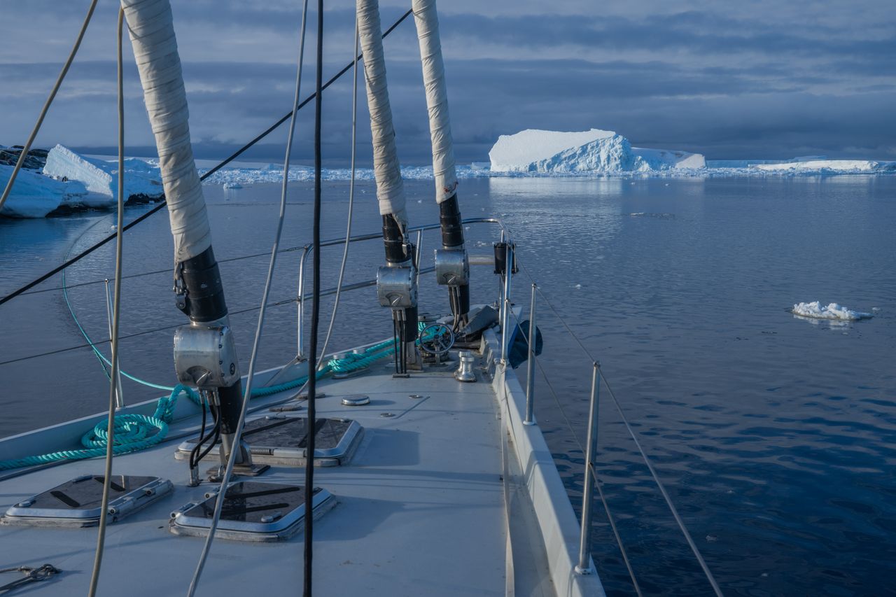 Malizia Explorer returning home