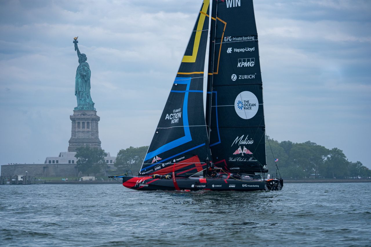 Today's departure was marked with an iconic backdrop as Malizia 4 headed out for her first ever race