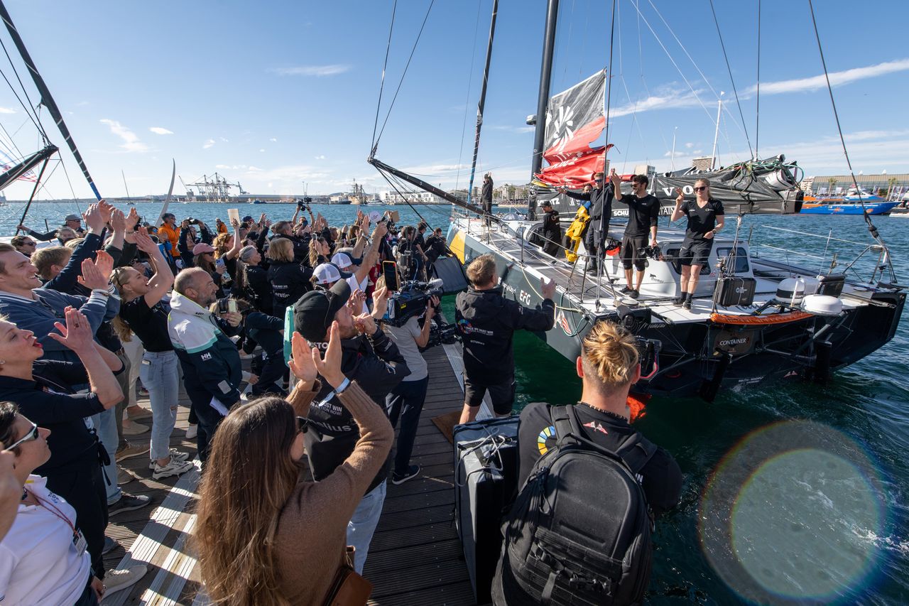 The day has finally come: On 15 January 2023, Malizia - Seaexplorer and her crew docked-off for the start of the round-the-world race.