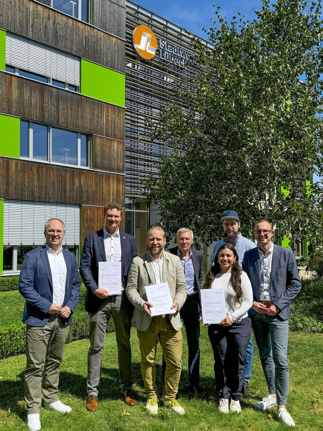 KI-Förderbescheidübergabe