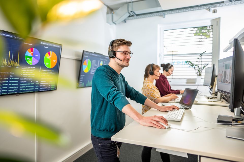 Supportteam bei der Arbeit