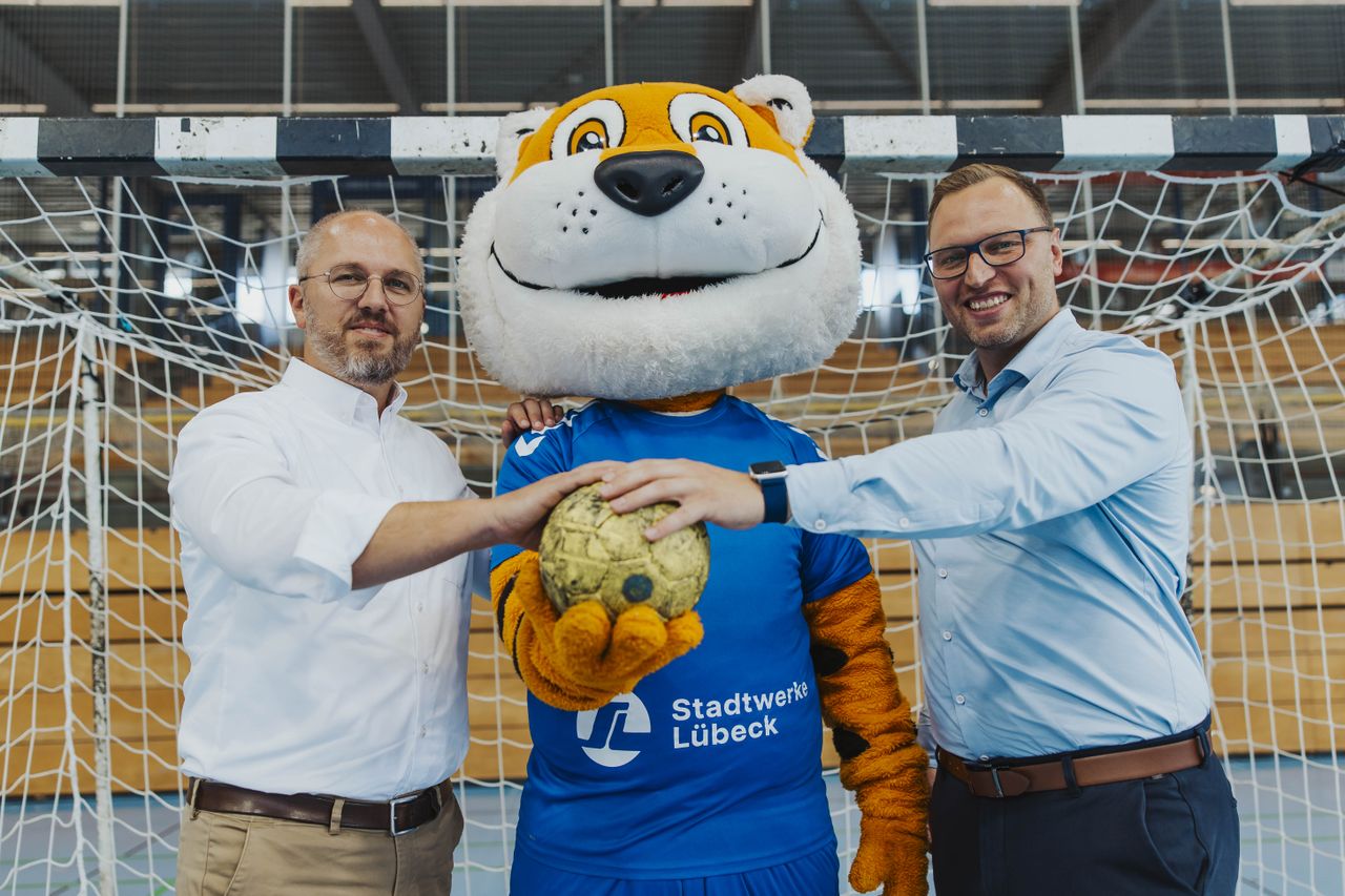 Stadtwerke Lübeck sponsoren in der Saison 2025/2026 den Handballverein VfL Lübeck-Schwartau