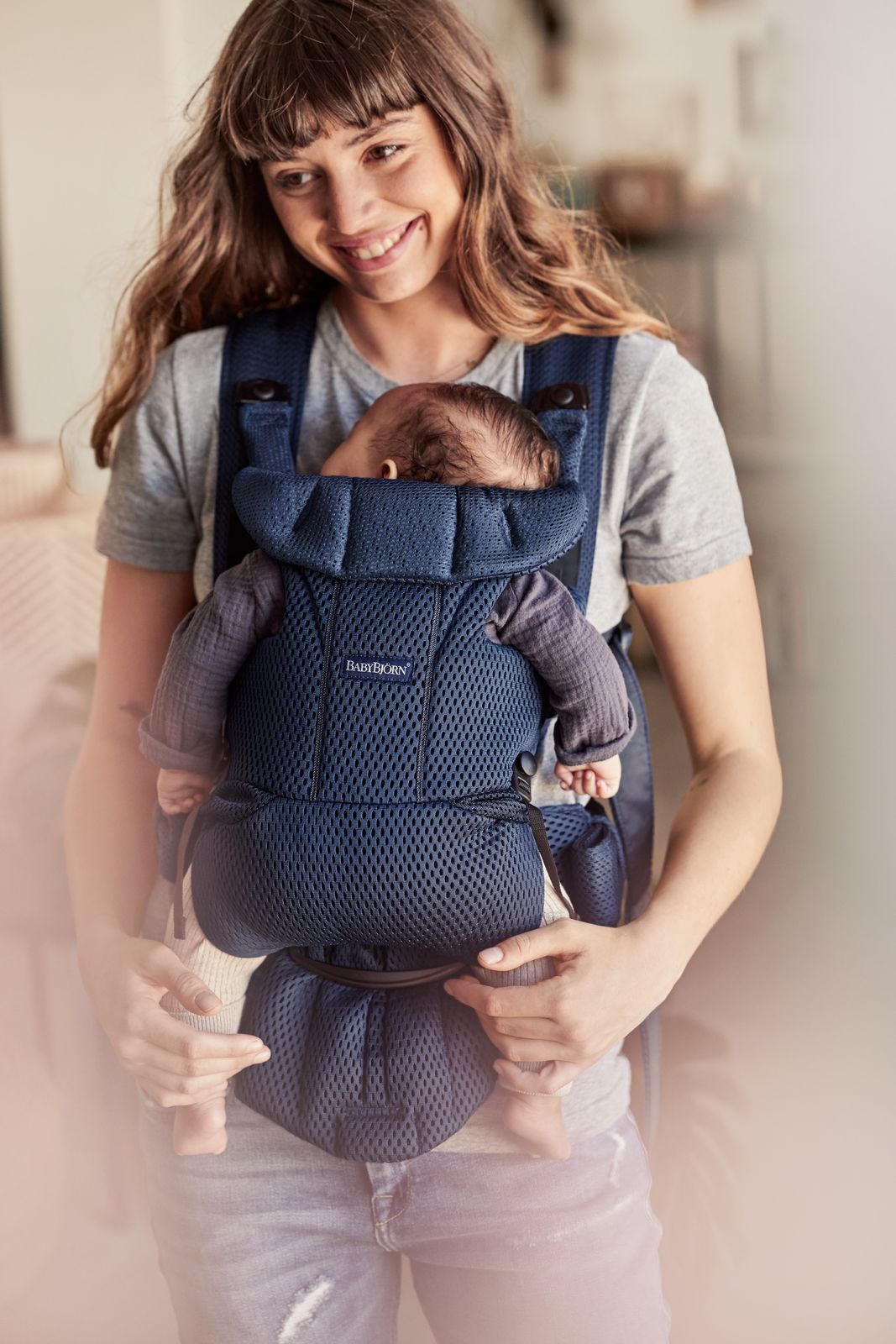 Get going with ergonomic Baby Carrier Free | BabyBjörn