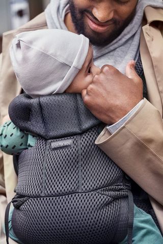 Baby bjorn store active carrier review