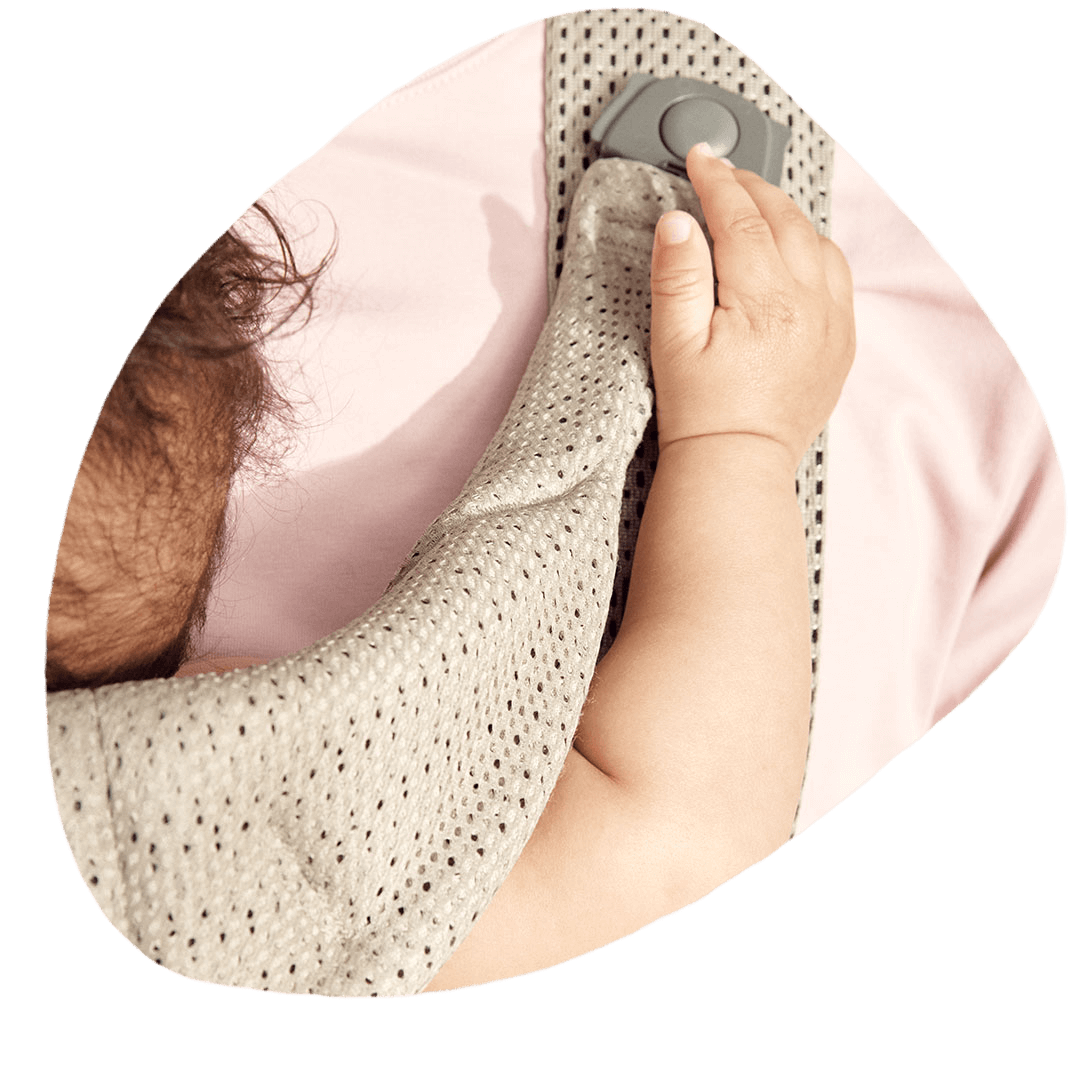 BabyBjörn baby carrier buckles can assure a high and consistent quality