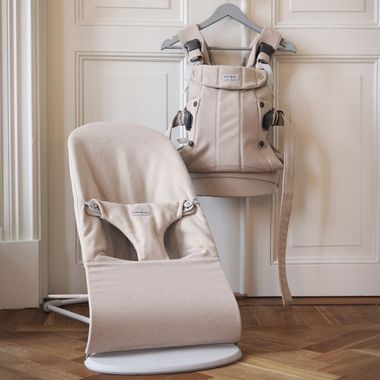 baby carrier harmony and baby bouncer bliss in light beige woven melange