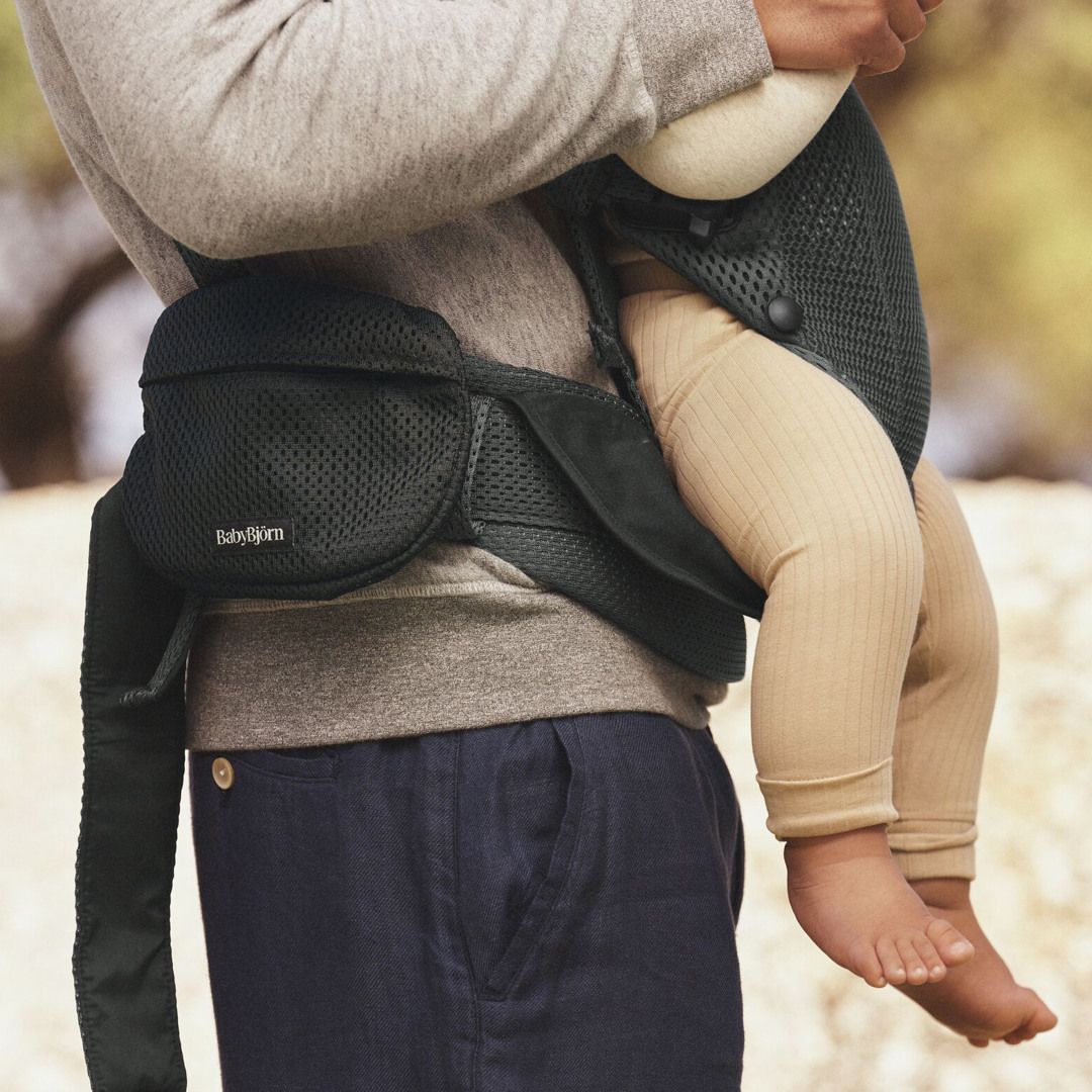 Pocket pouch in breathable mesh - BabyBjörn