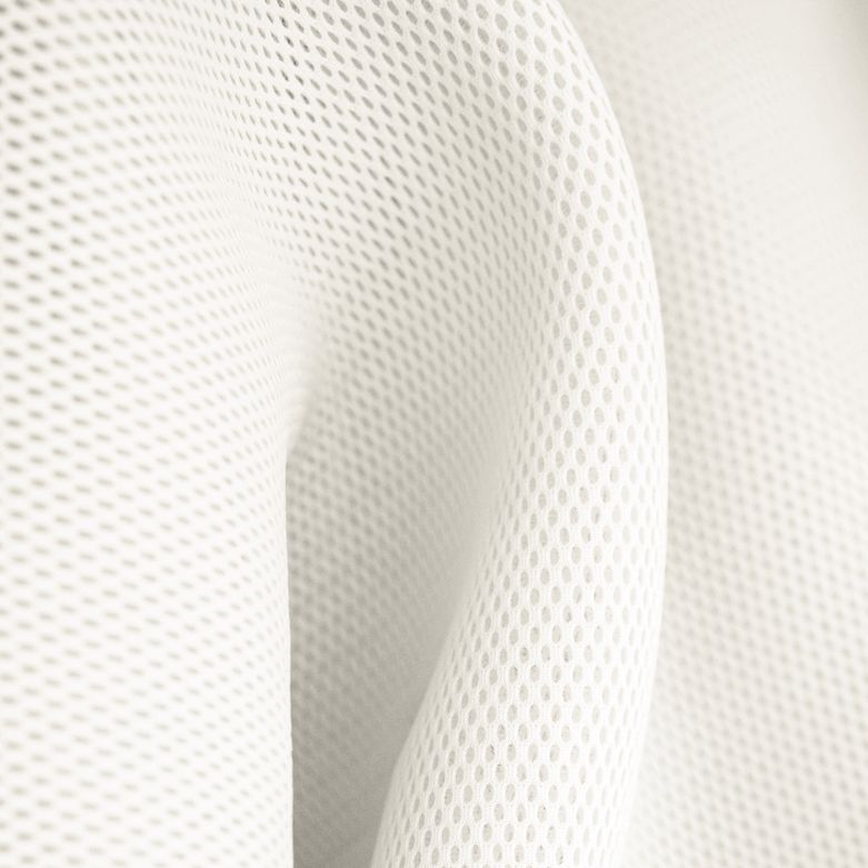 Airy and cool mesh in cream colour from BabyBjörn