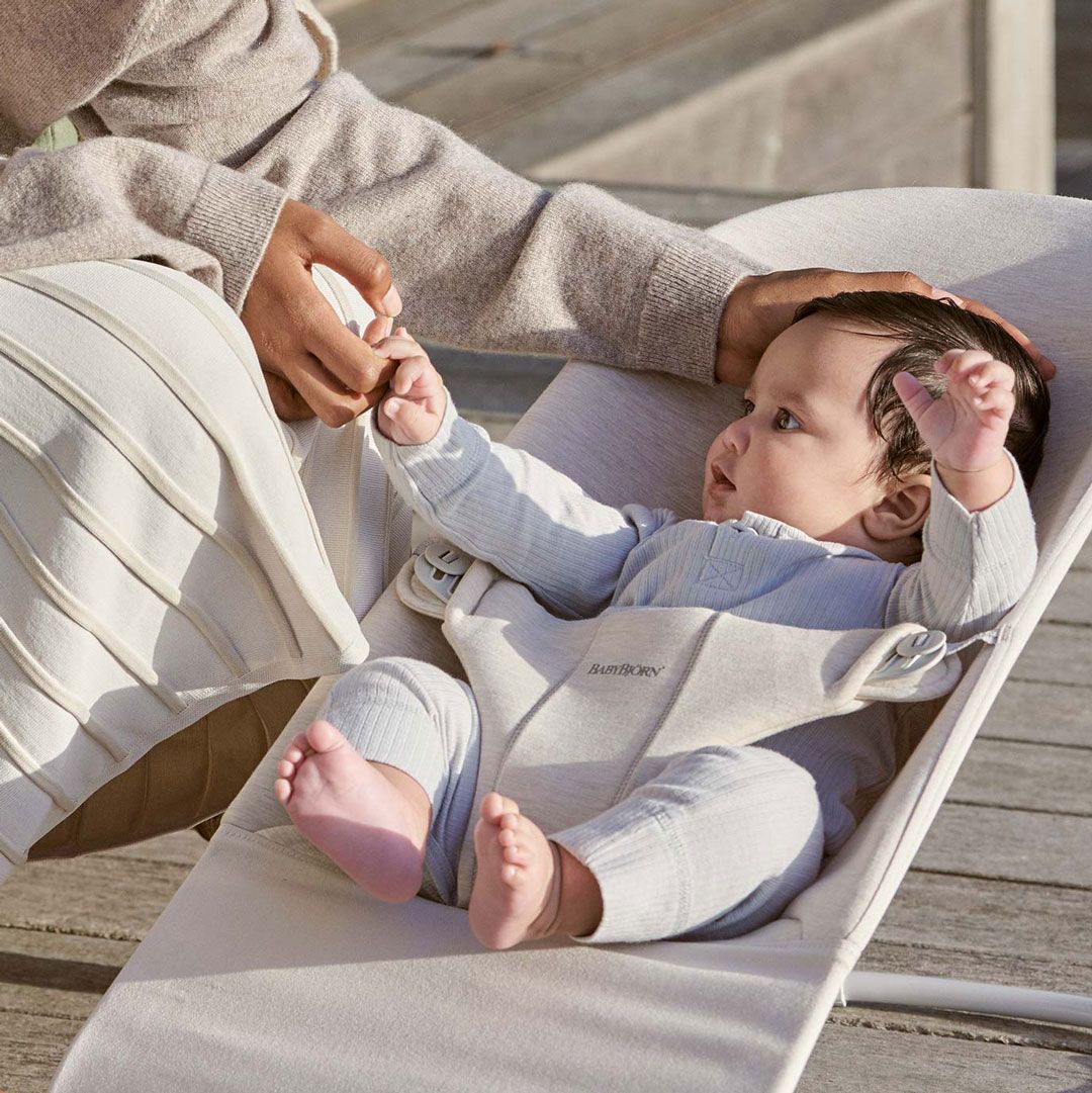 Bouncer Bliss, Light beige super soft and flexible 3D Jersey.