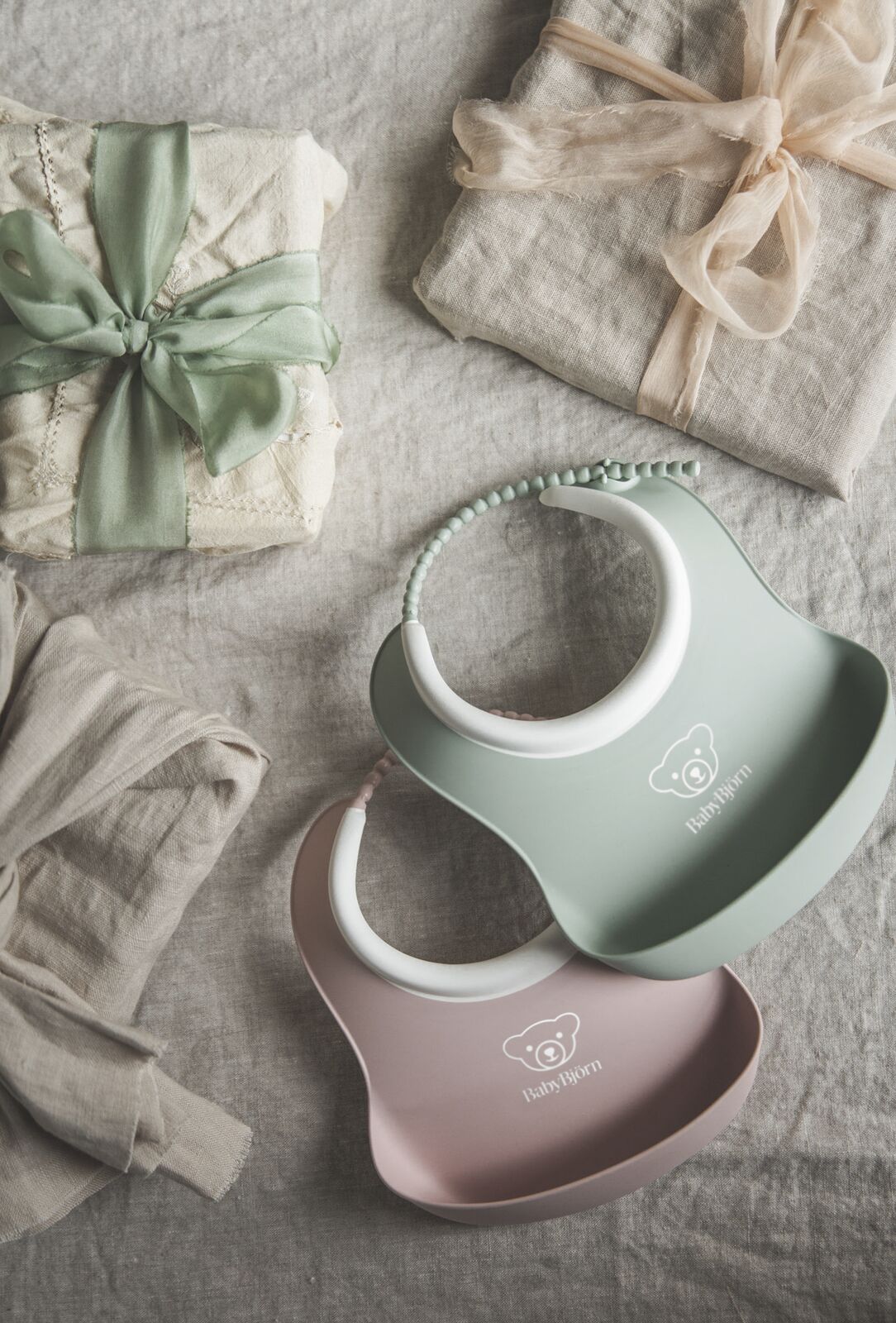 Small Baby Bib, 2-pack - thumbnail 5