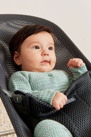 Bouncer Bliss – cosy for your newborn