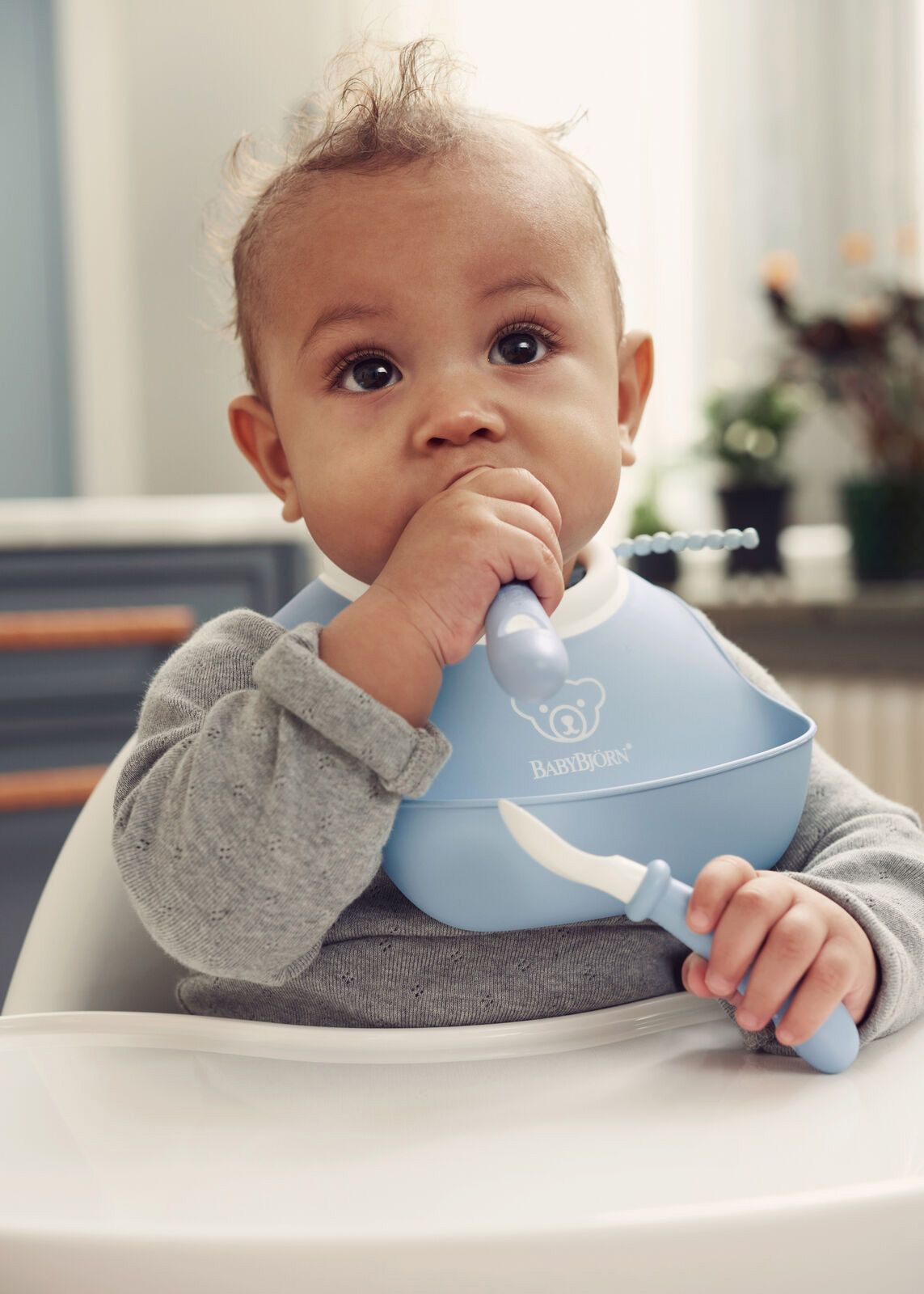 Small baby bib and baby cutlery - BabyBjörn