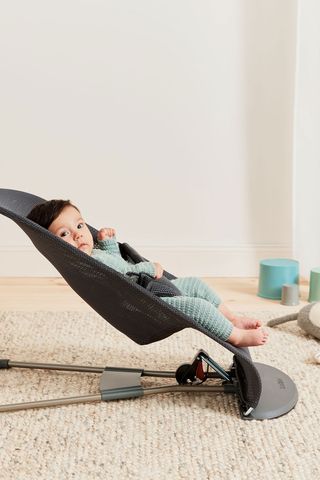 Bouncer Bliss – a cozy seat for newborns