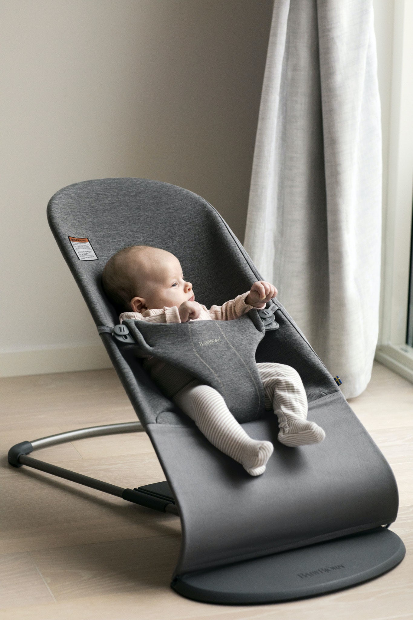 Bouncer Bliss 2-in-1 bouncer to toddler chair | BabyBjörn