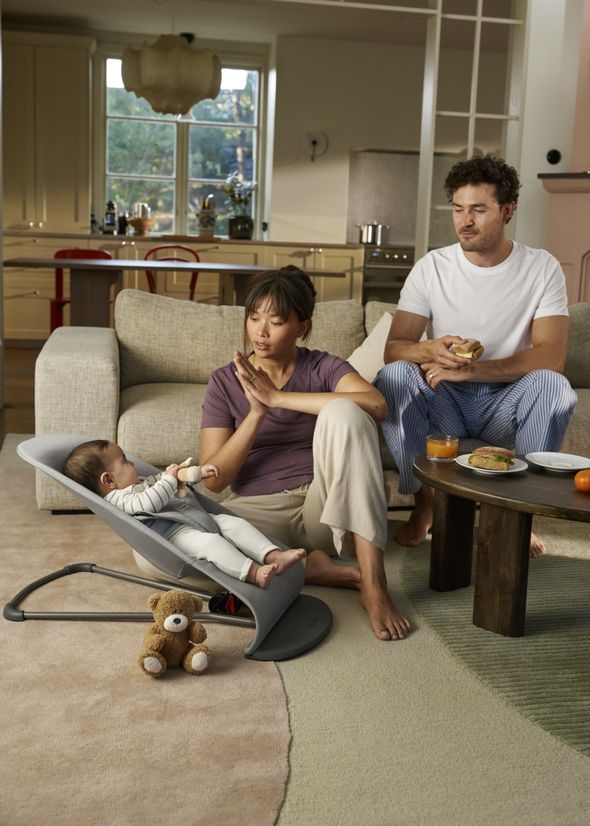 Bouncer Balance Soft in Light grey Woven/Jersey Trifabric - BabyBjörn