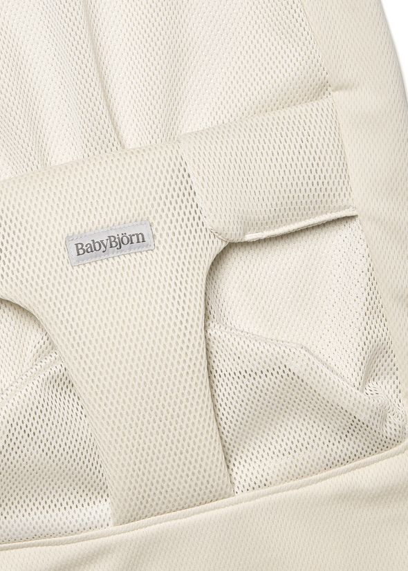 Fabric seat for bouncer Begin in Cream coloured airy mesh - BabyBjörn