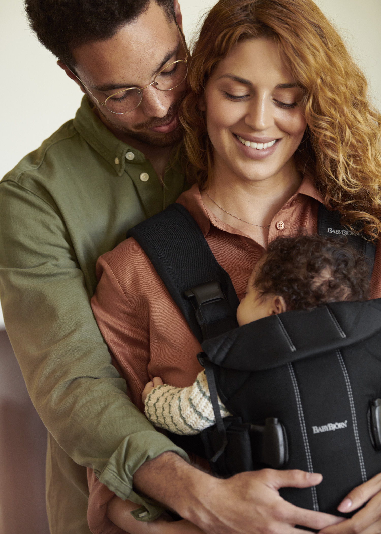 joie Arc360°  babybjorn BABYCARRIER ONE⁺ Baby Carrier One - four babywearing options | BabyBjörn