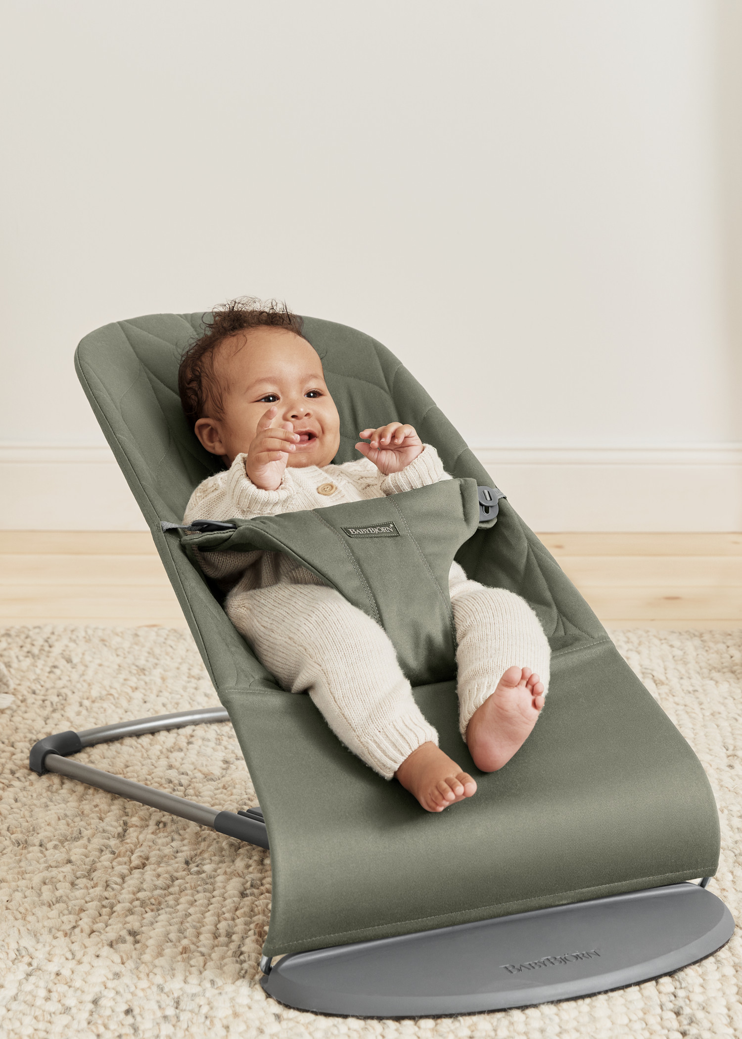 Bouncer Bliss 2-in-1 bouncer to toddler chair | BabyBjörn
