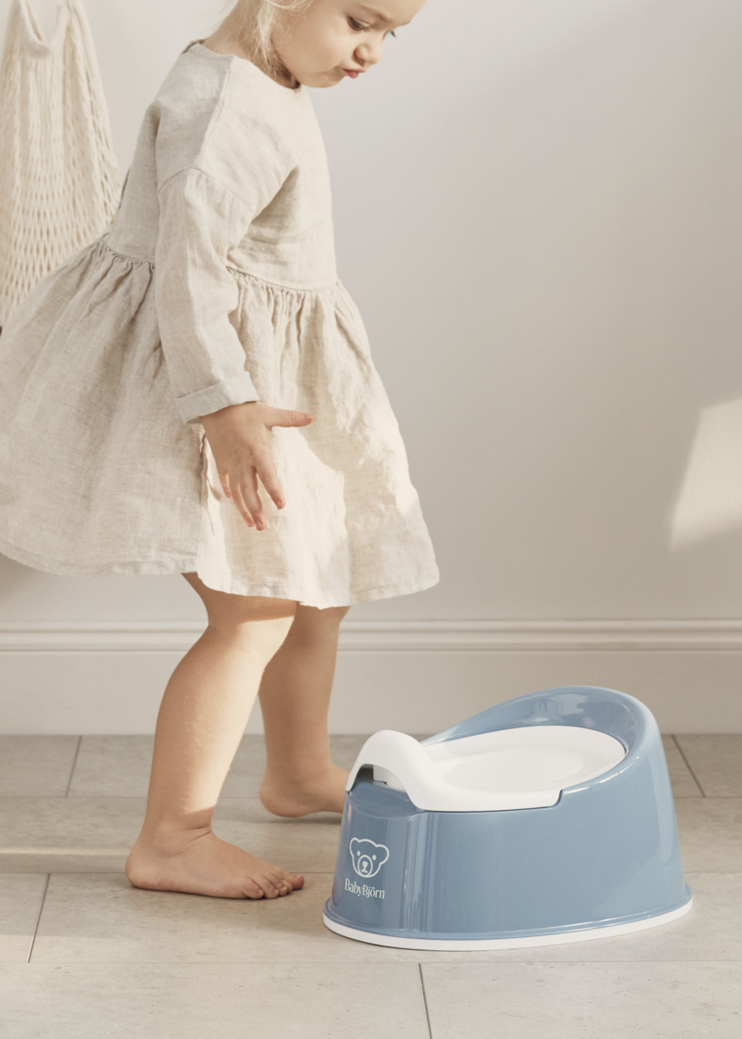 Pot Smart - Bleu profond/Blanc (BabyBjörn) - Image 3