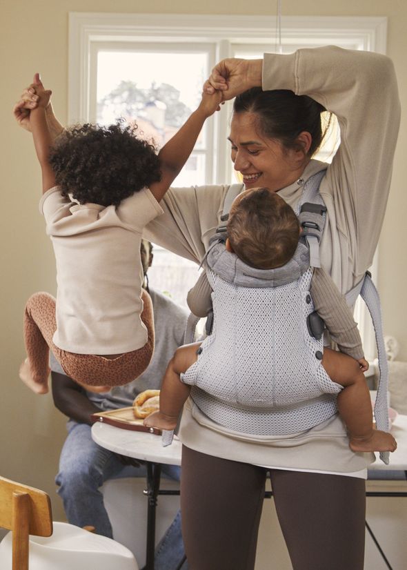 Baby Carrier Harmony in Silver 3D Mesh - BabyBjörn