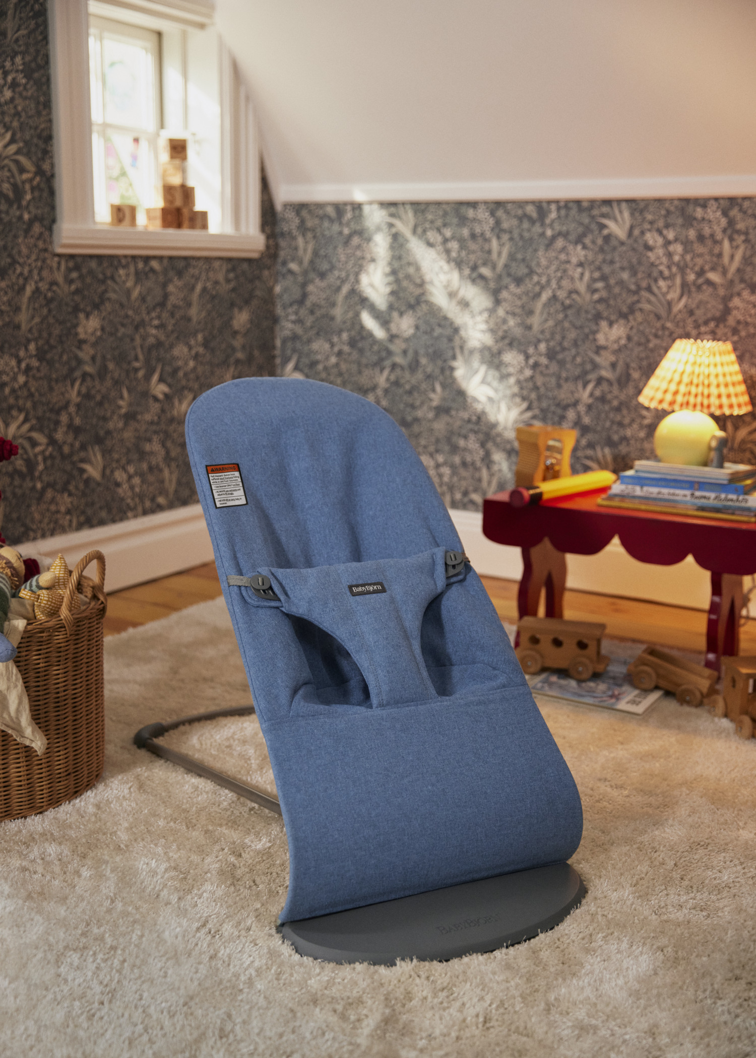 Bouncer Bliss—cozy for your newborn | BabyBjörn