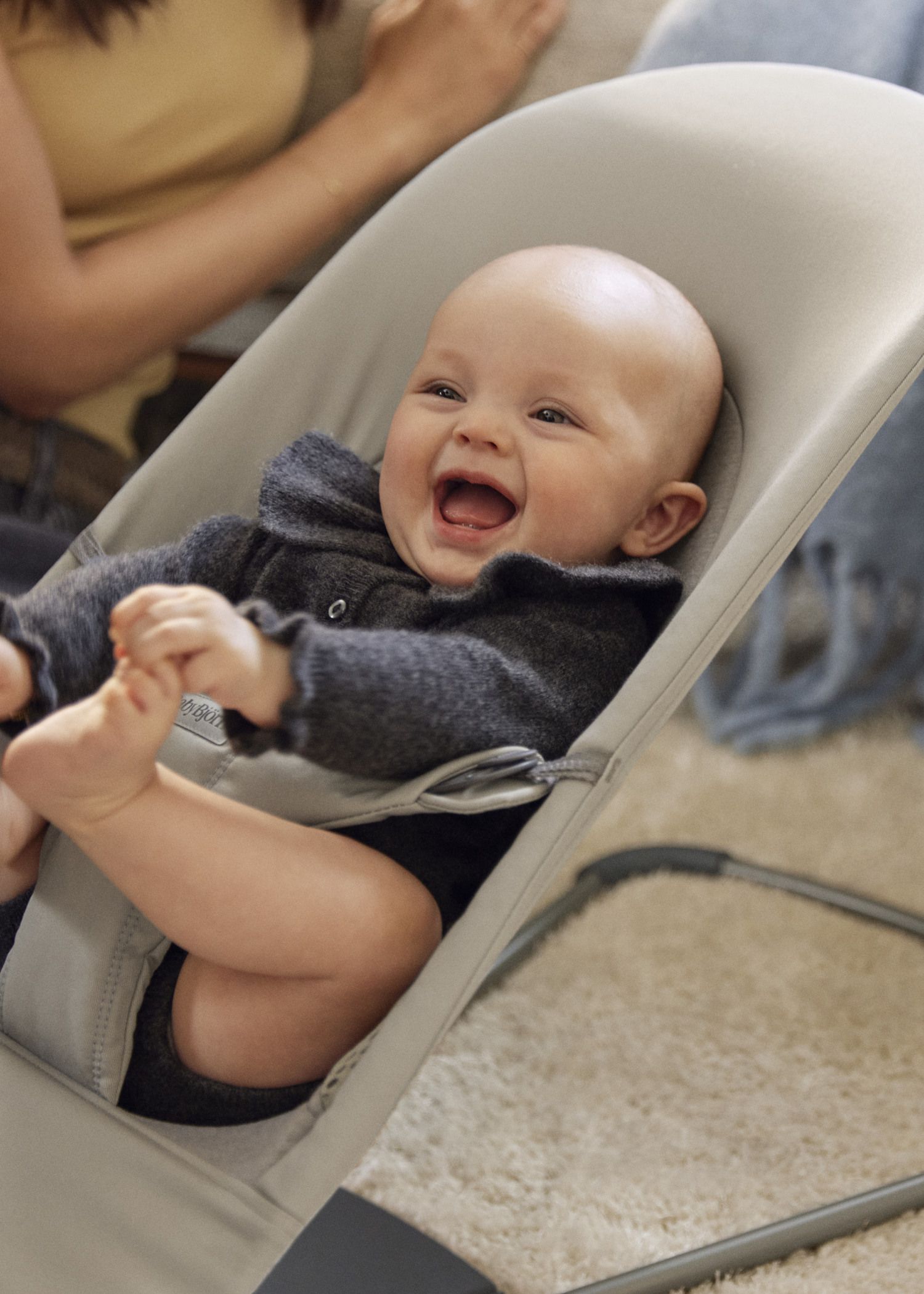 Bouncer Balance Soft in Sand grey Woven/Jersey Trifabric - BabyBjörn