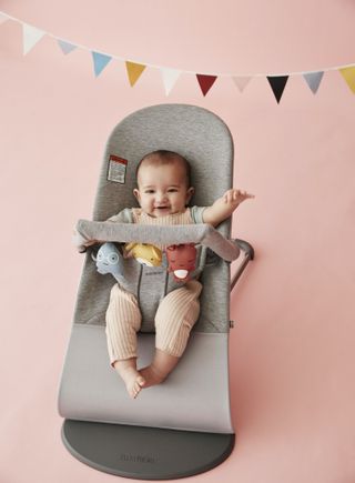 Baby bjorn shop activity bar