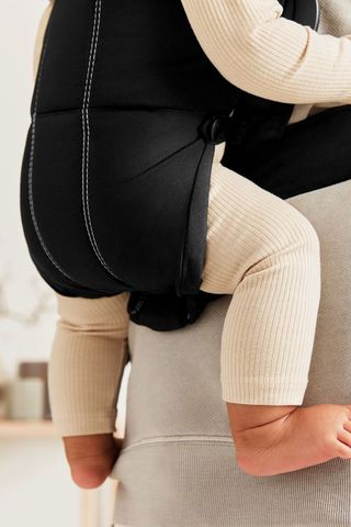  BabyBjörn Baby Carrier Mini, Cotton, Black : Baby