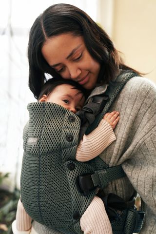 Baby Carrier Harmony in dark green 3D Mesh - BabyBjörn